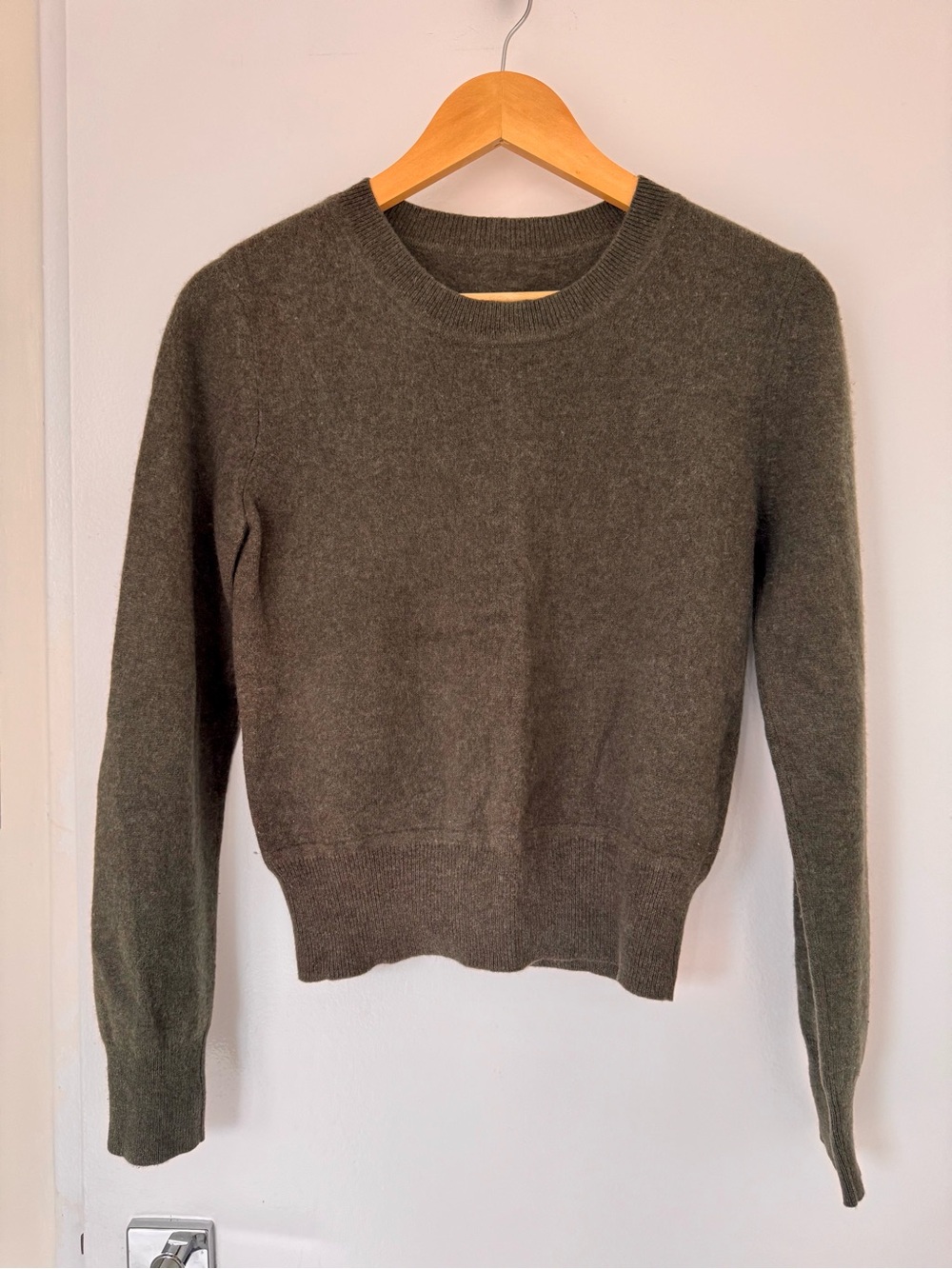 NAADAM Olive Crewneck Cashmere Blend Sweater